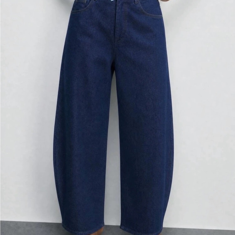 3/$15 Dark wash Indigo Barrel Jeans